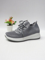 Buty sportowe damskie