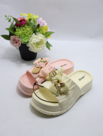 Klapki basenowe damskie (36-41)