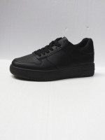 Buty sportowe damskie