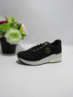 Buty sportowe damskie