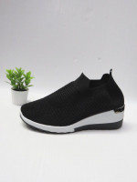 Buty sportowe damskie