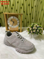 Buty sportowe damskie