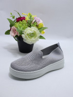 Buty sportowe damskie