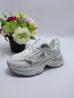 Buty sportowe damskie
