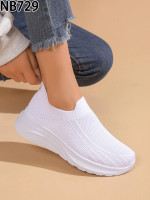 Buty sportowe damskie