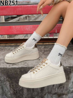 Buty sportowe damskie