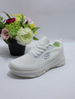 Buty sportowe damskie