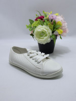 Buty sportowe damskie