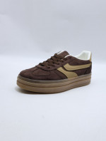 Buty sportowe damskie